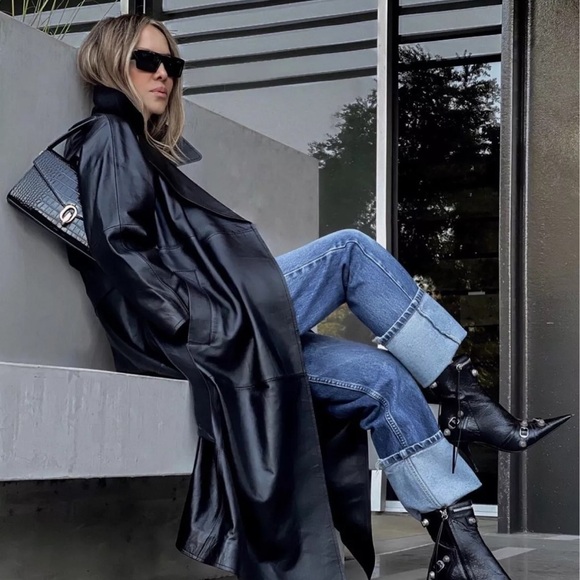 AGOLDE Fran Jeans in Reign 25 - Picture 1 of 8